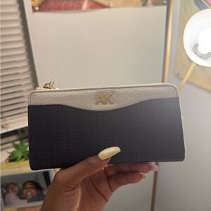 AK Black and White Wallet